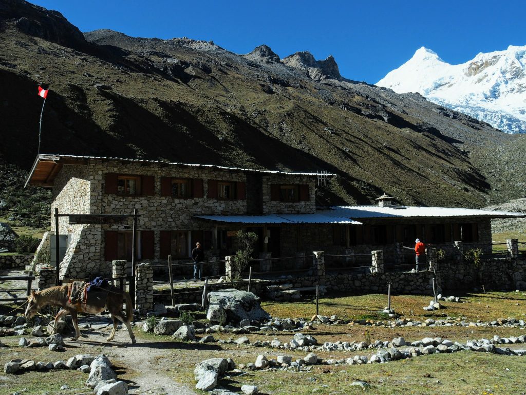 Refugio Ishinca auf 4400m