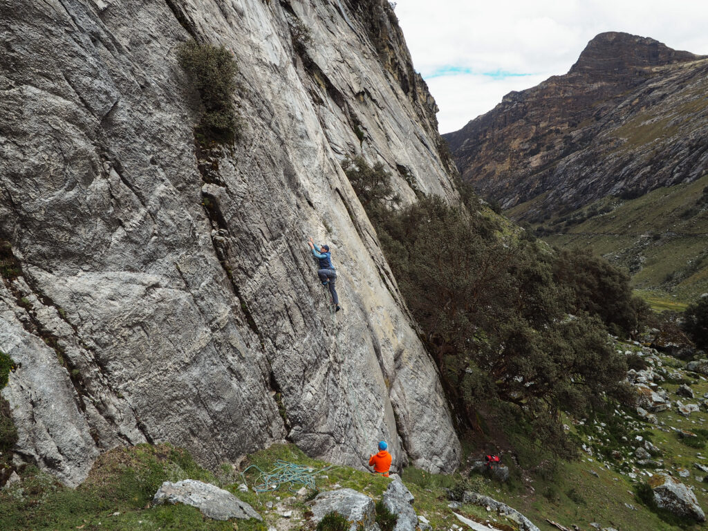 Granitplattenschleichen auf 4400m im Quebrada Llaca
